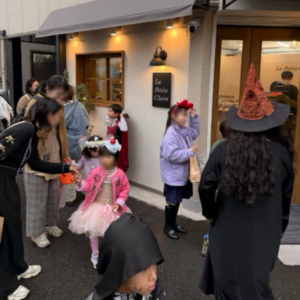 地元のお菓子屋さんでトリックオアトリート